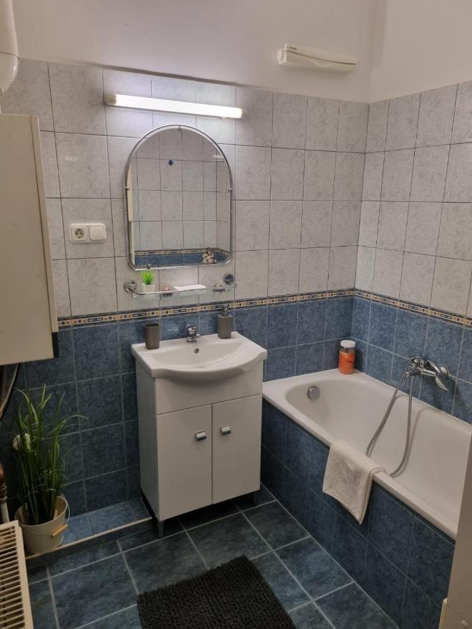Tudor Apartman Segedyn Zewnętrze zdjęcie